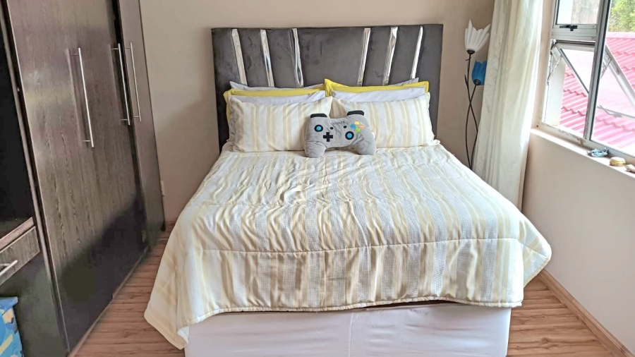 5 Bedroom Property for Sale in Gonubie Eastern Cape